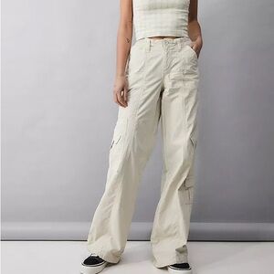 BDG Cream Y2K Low-Rise Cargo Pants Never